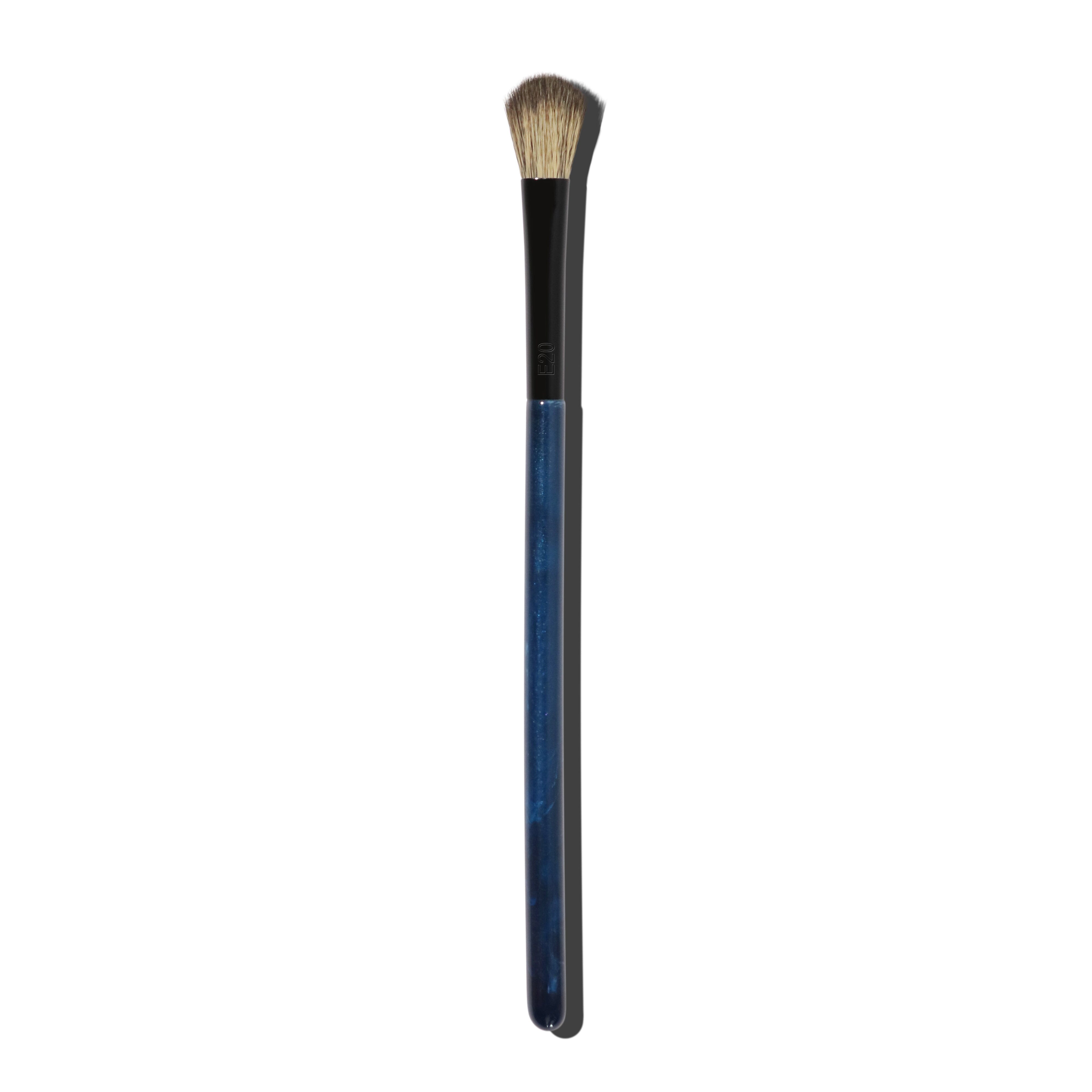 E20 Large Crease Brush