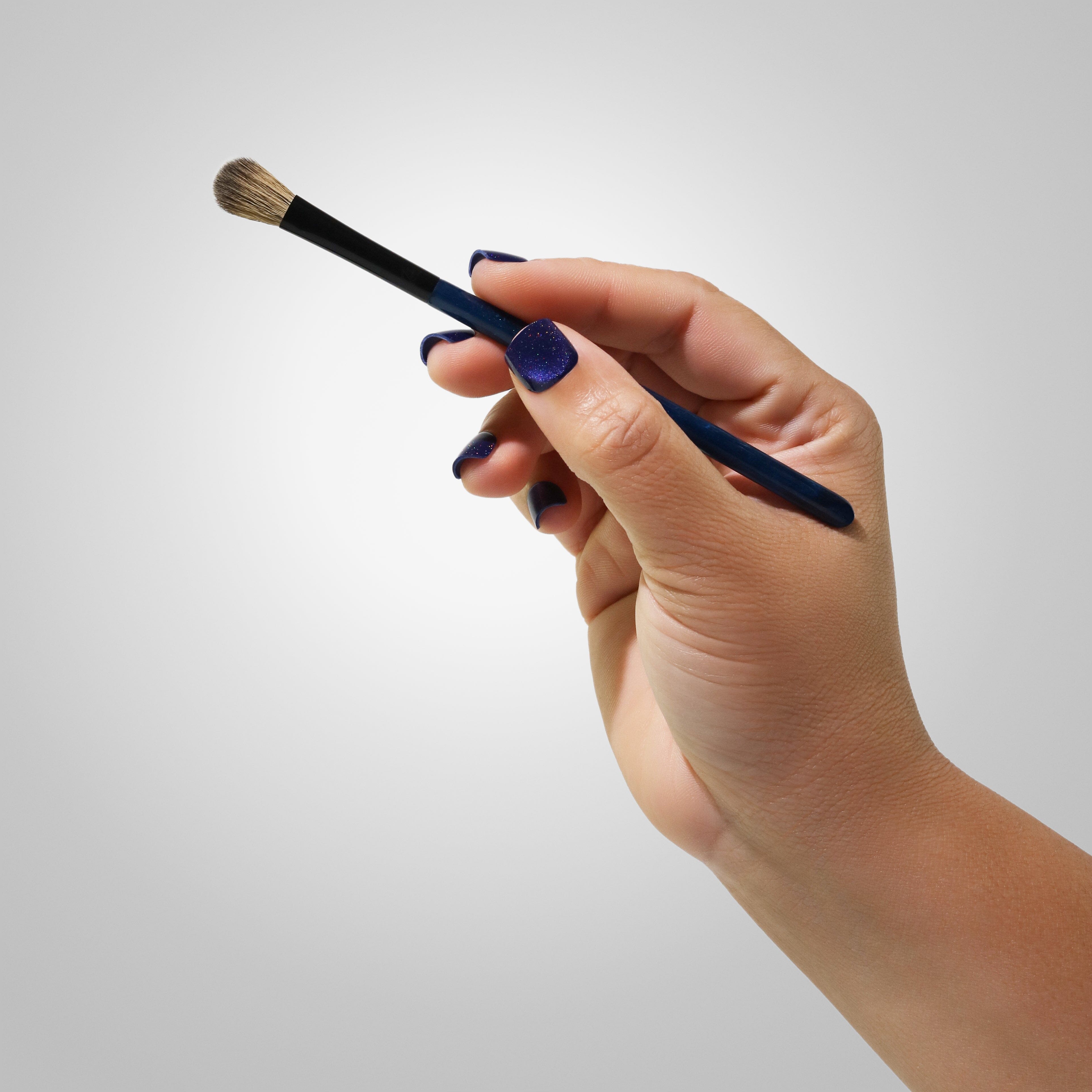 E20 Large Crease Brush